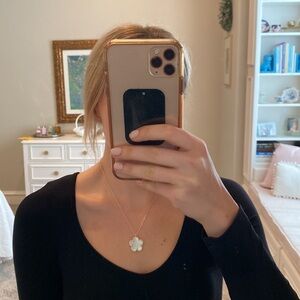 Flower necklace